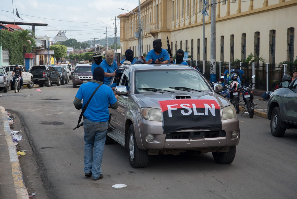 La dictadura de Daniel Ortega y Rosario Murillo dispusieron armas y recursos para armar al FSLN para que masacrara el pueblo de Nicaragua en 2018. 
