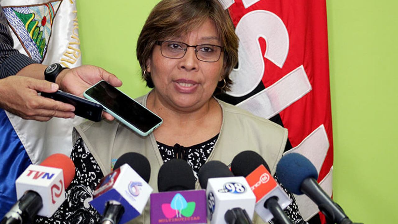 La Ministra de Salud, Martha Reyes Álvarez,