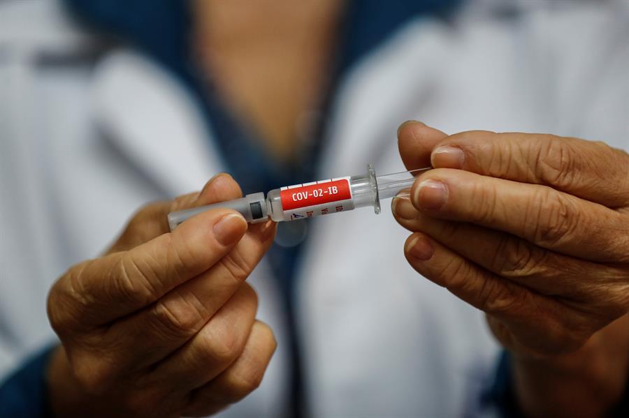 Vacuna contra el Covid-19 no está a la vuelta de la esquina, dice la OPS