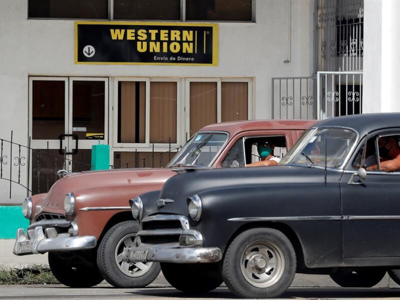Western Union cierra en Cuba