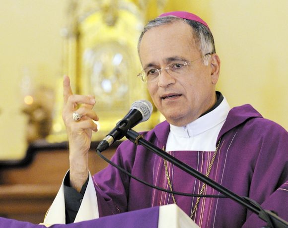 Monseñor Silvio B+aez