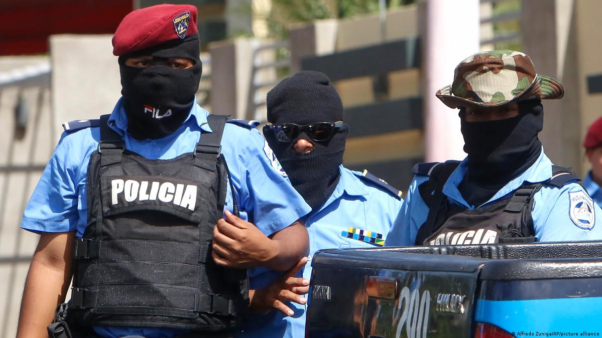 policias nicaragua