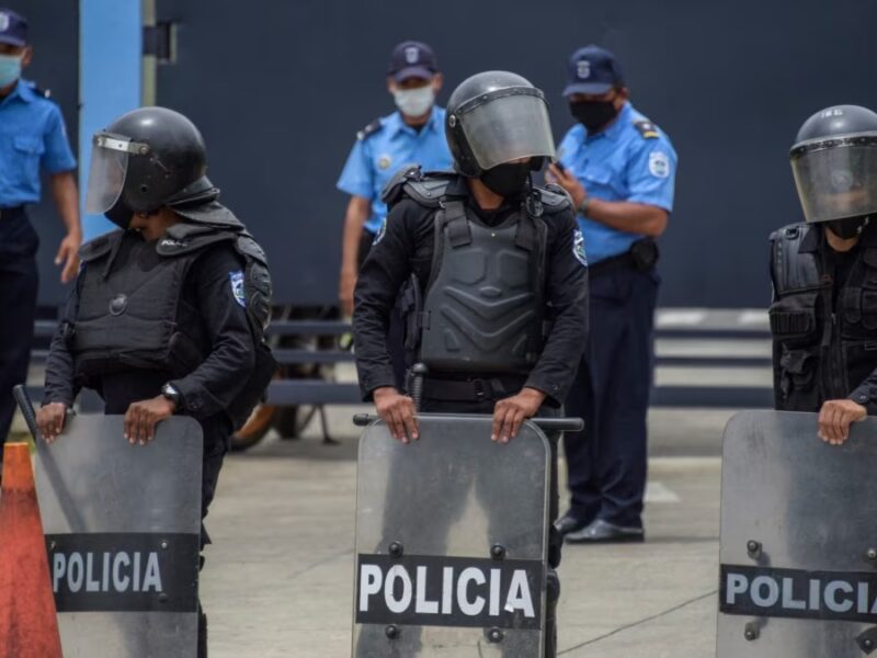 Infame «puerta giratoria» en Nicaragua: dictadura libera a una familia y encierra a otra