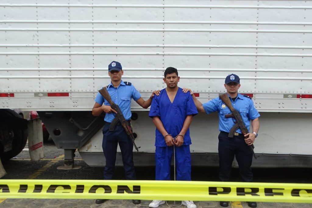 esbirros de la policía sandinista de Nicaragua