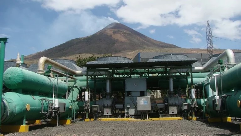 La producción de energía no ha resultado en beneficio de la población.